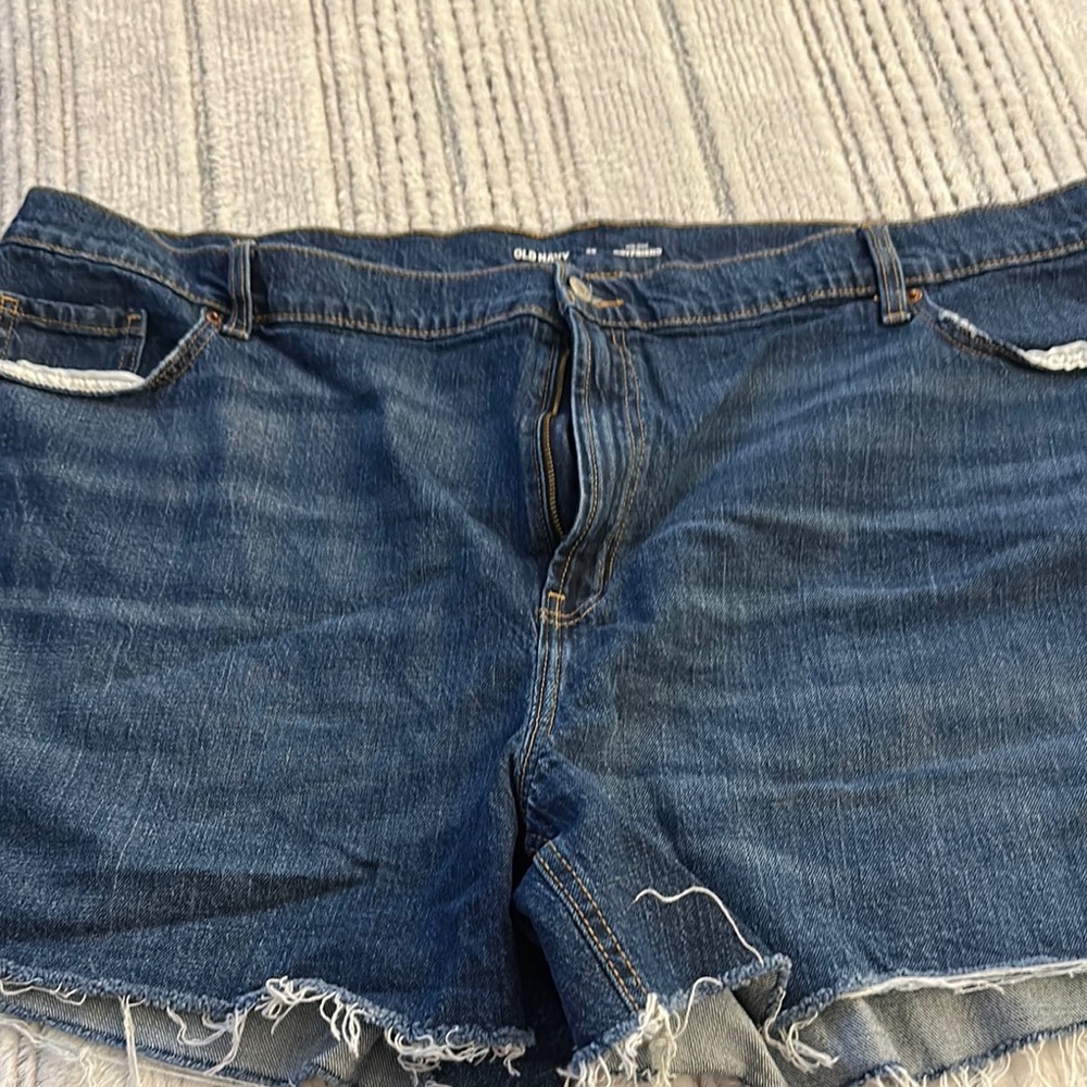 Old Navy Blue Jean Shorts Distressed Relaxed Fit PLUS SIZE 28